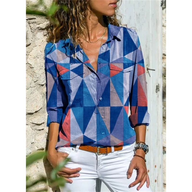 Hazel – Classic Long-Sleeve Shirt with Traditional Design and Button Details