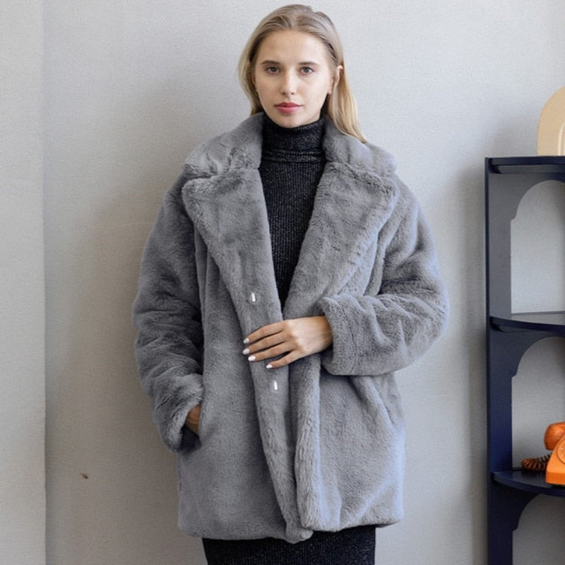 Emma - Jacket with Long Sleeves, Side Pockets, and Notched Collar
