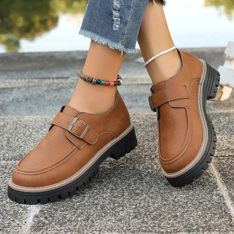 Elowyn – Non-slip buckle boots with round toe