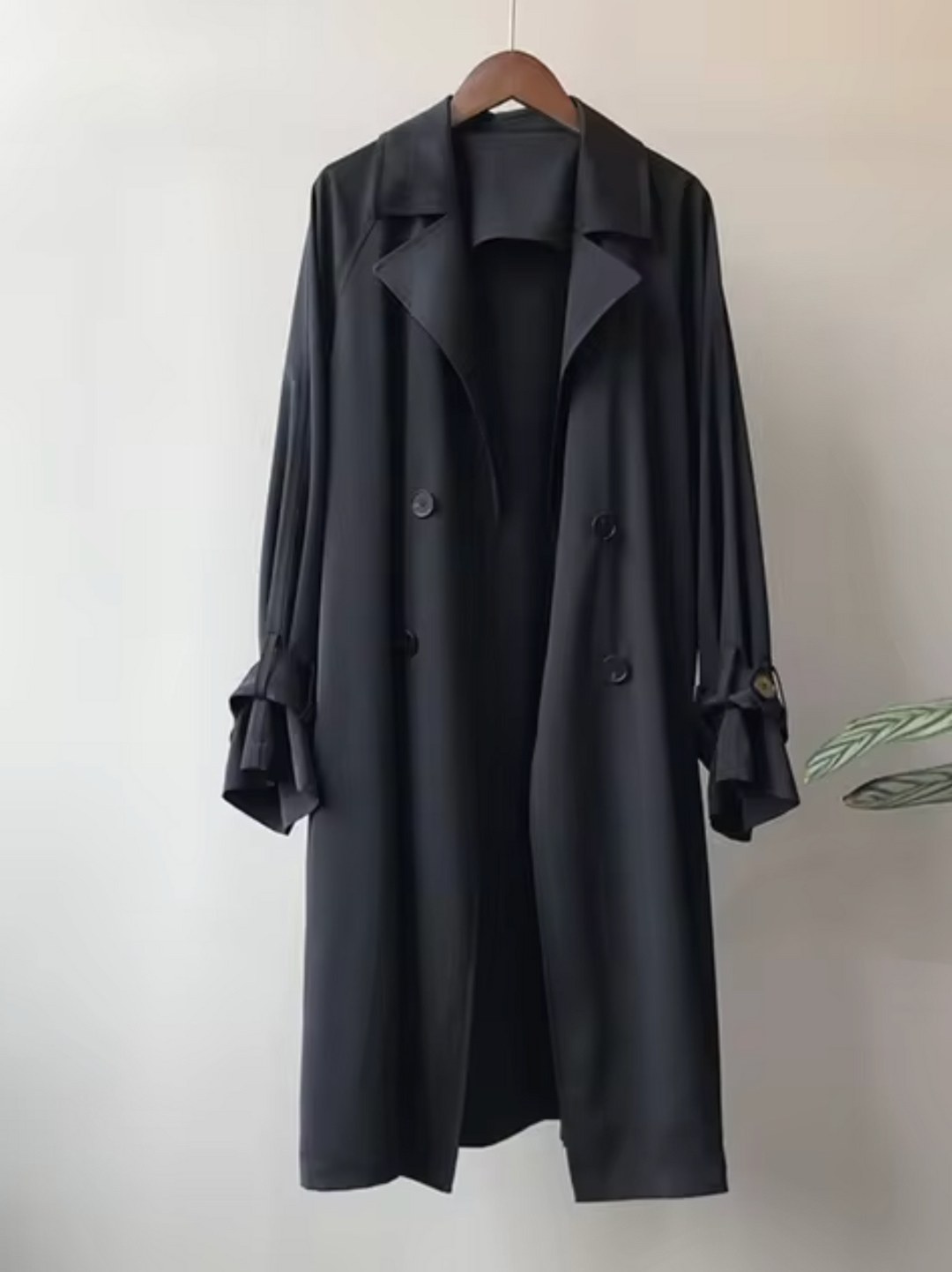 Isabella - Stylowy długi płaszcz z regulowanym paskiem i eleganckim krojem