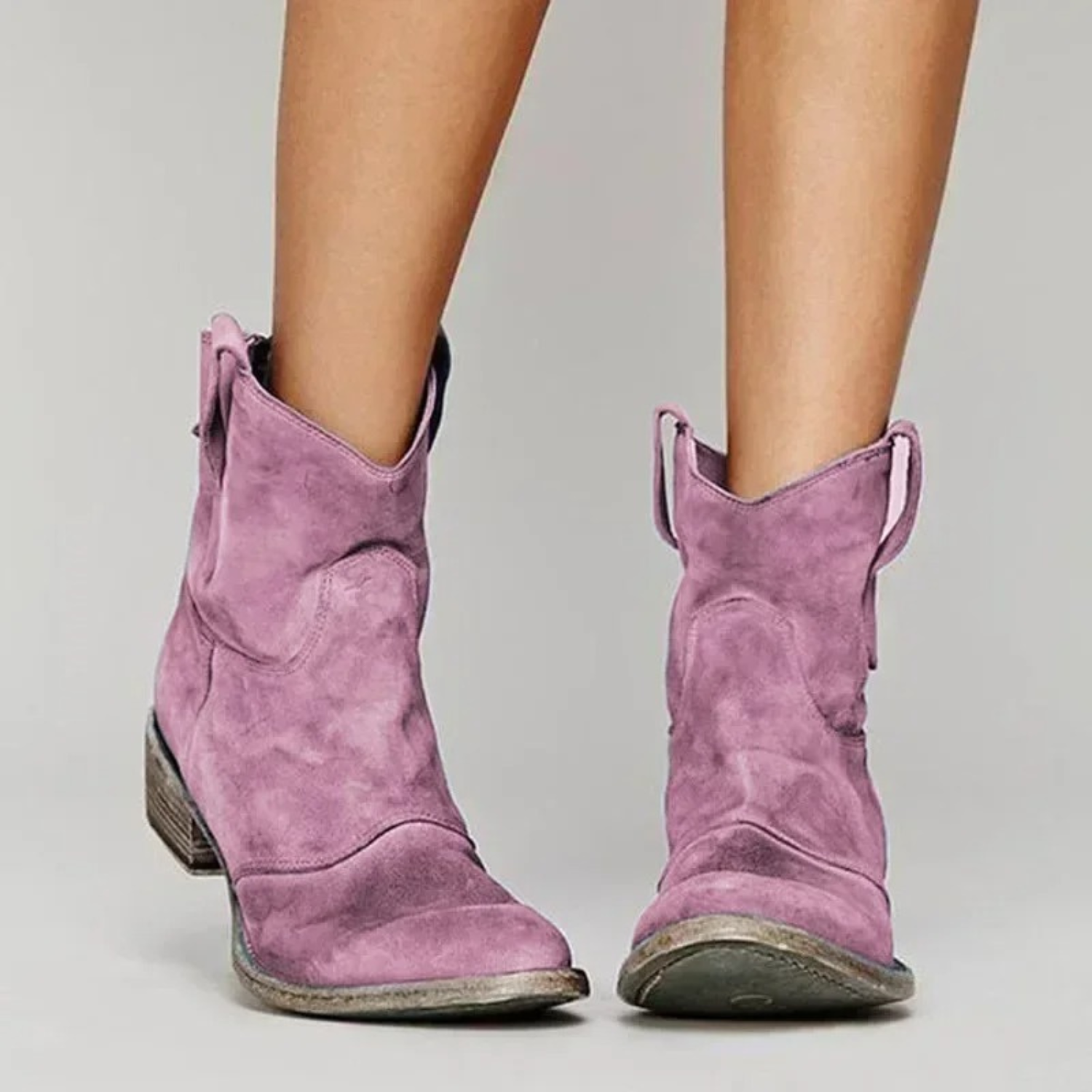 Liva - Trendy ankle boots with anti-slip capability