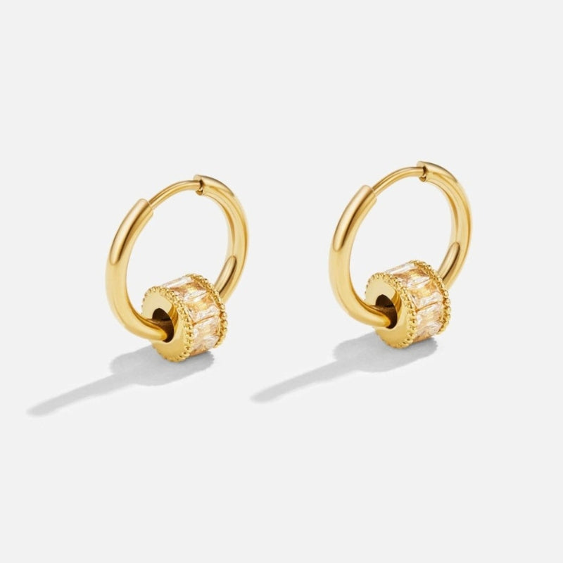 Sophia – Elegant hoop earrings with matching pendant necklace set