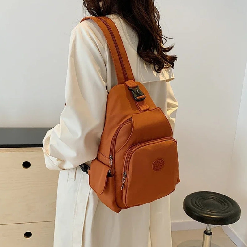 Everly – Large Capacity Backpack With Adjustable Straps And Zippers