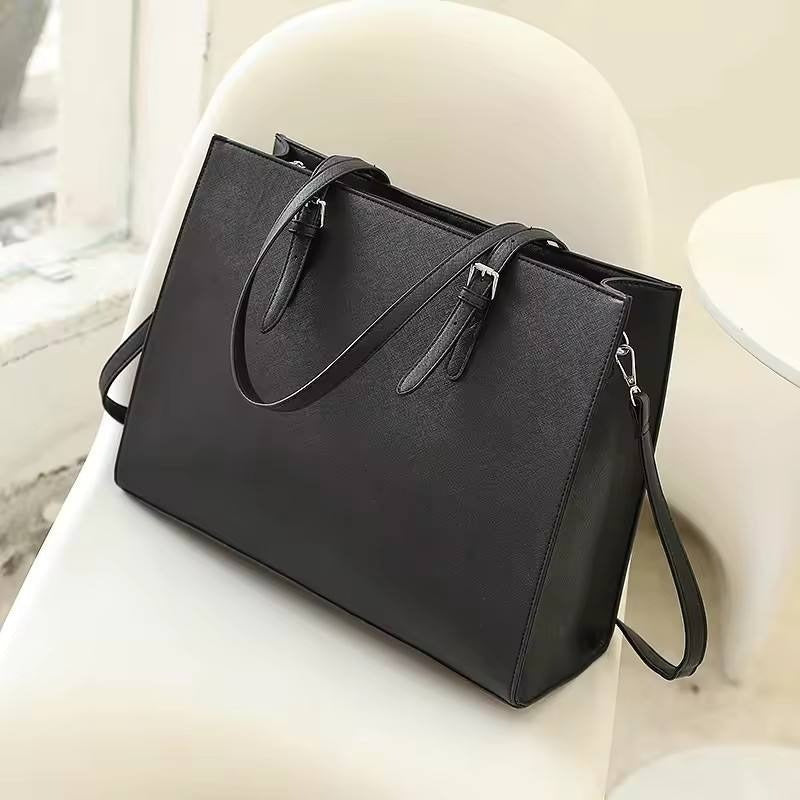 Mia – Sac à main avec bandoulière réglable et fermeture éclair
