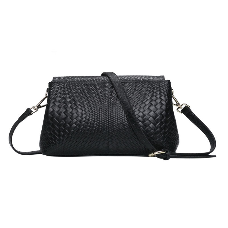 Emma - Trendy woven shoulder bag with long straps
