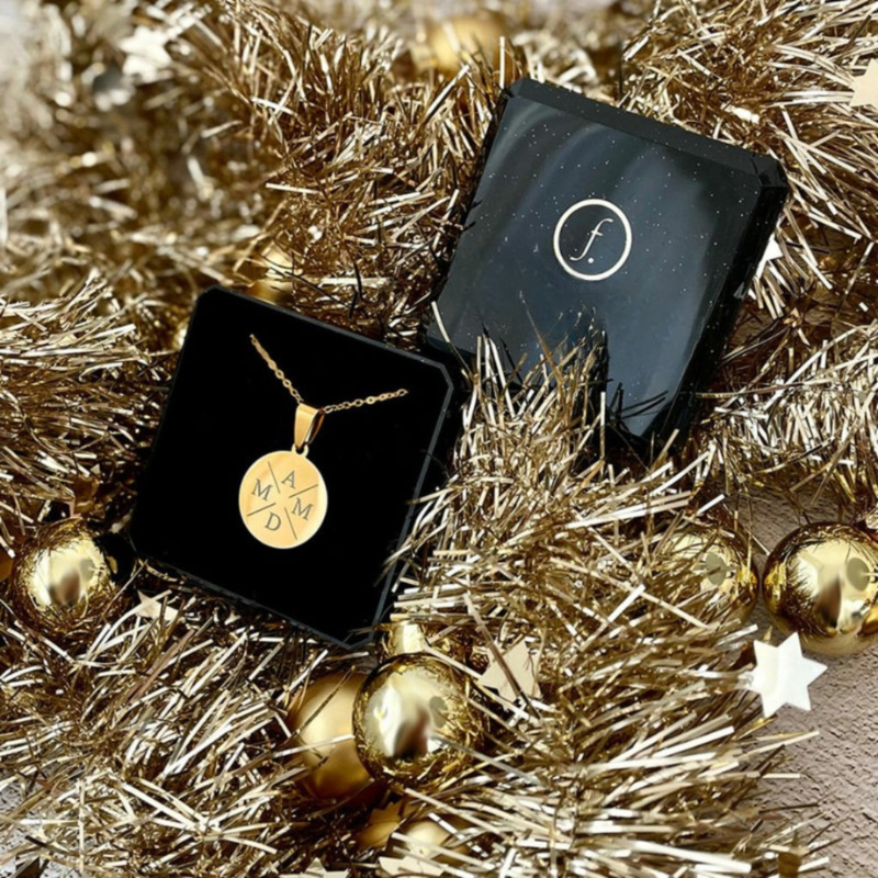 Mother’s Day Gift | Necklace with Round Shape