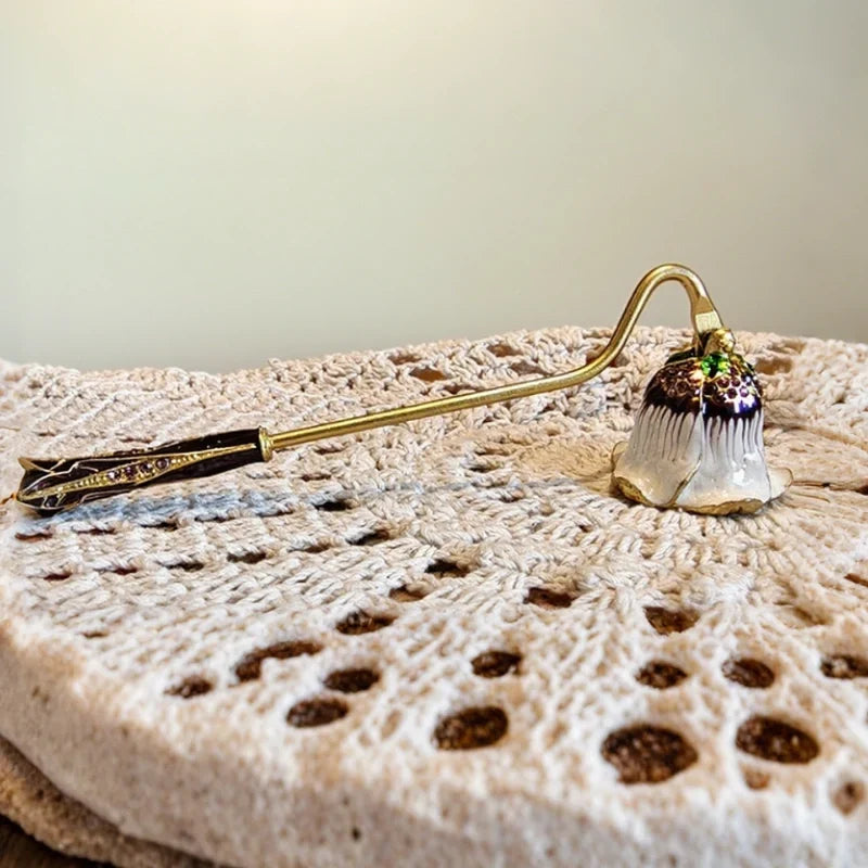 BloomSnuffer - Candle Snuffer With Floral Motifs