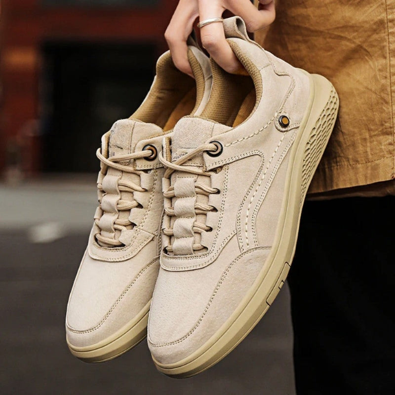 Aiden – Sneakersy z okrągłym noskiem i sznurowadłami