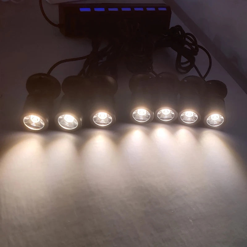 LumiSpot – Spot lumineux avec USB et tête réglable