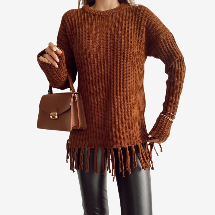 Aven – Round Neck Sweater with Long Sleeve and Fringes Design