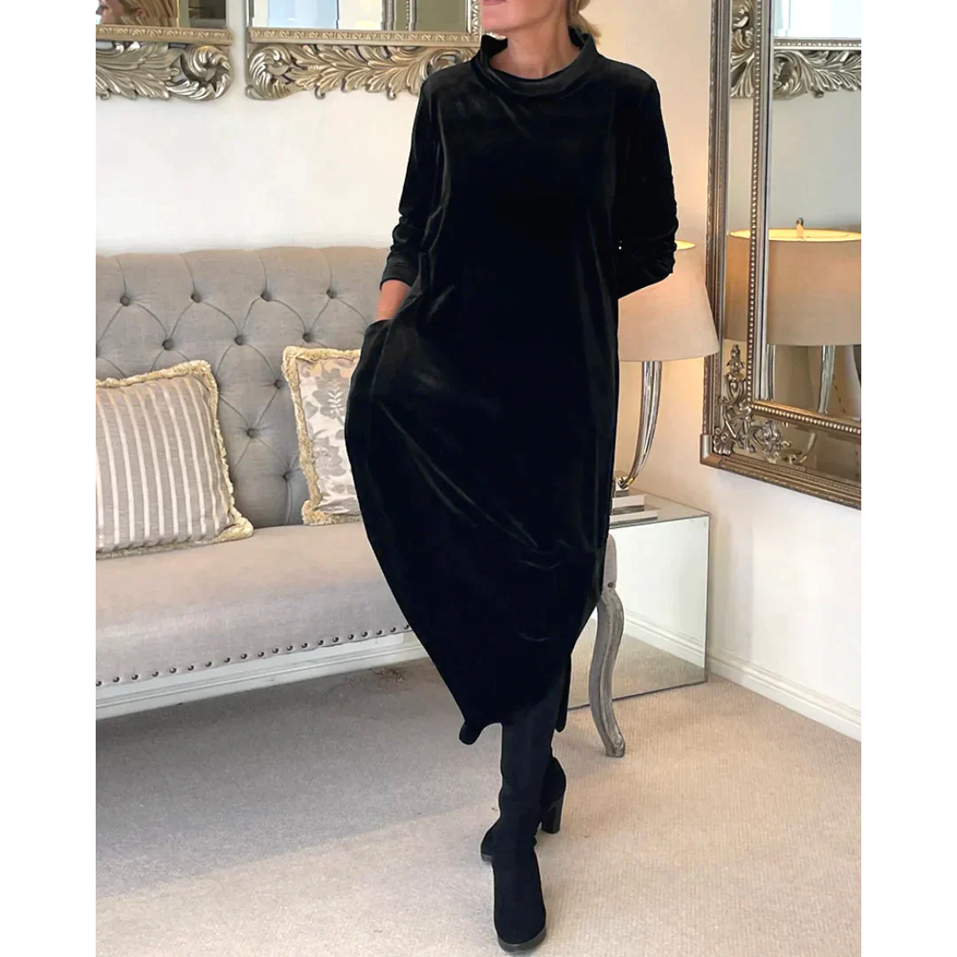 Emily – Elegancka długa sukienka z długimi rękawami i miękkim, okrągłym dekoltem