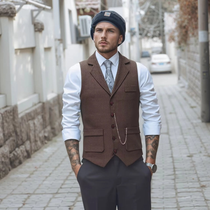 Men's Sleeveless Button-Front Layering Vest with Notched Collar