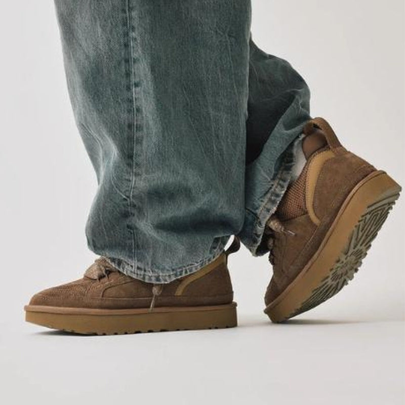 VastStep - Sneaker with round toe and lace up closure