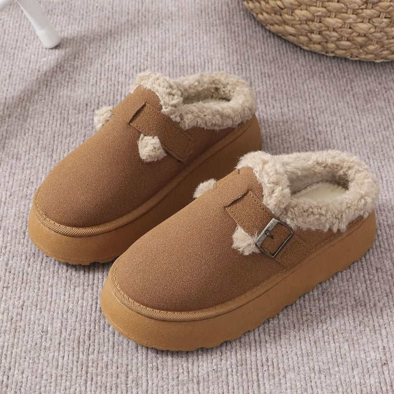 Rianne – Slip-On Slipper with Round Toe and Non-Slip Design