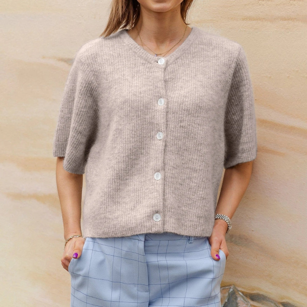 Isla – Gilet tendance à manches courtes et col rond classique