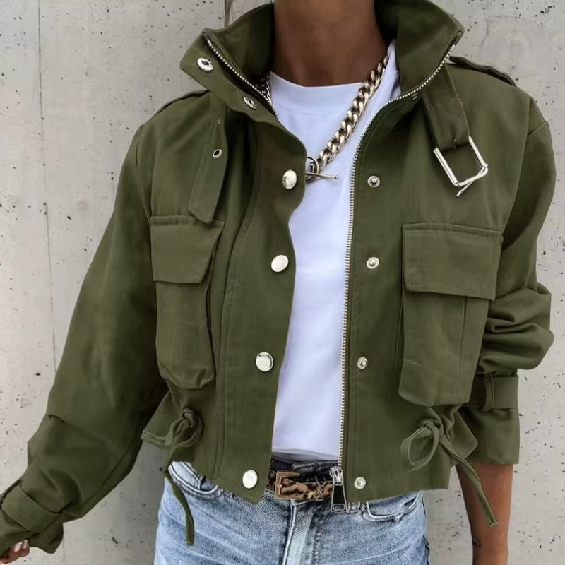 Hailee - Manteau à manches longues avec boutonnage et plusieurs poches poitrine