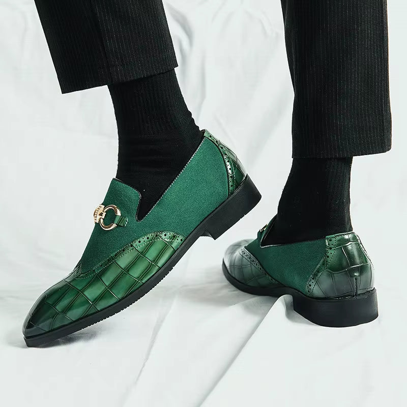 Ashton - Buty z antypoślizgową podeszwą i ozdobną klamrą