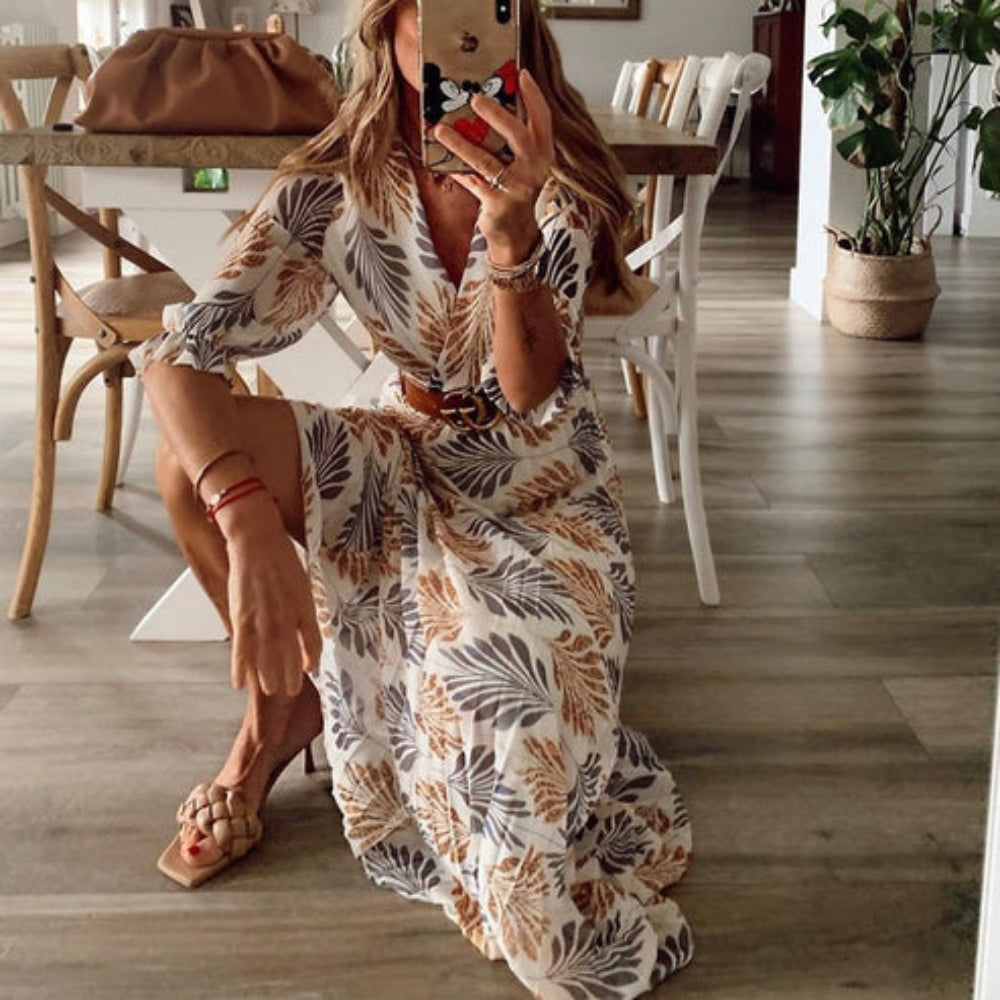 Liliane – Maxi dress with short sleeves and flowing floral pattern
