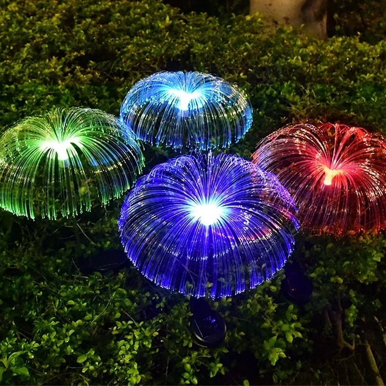 AuroraGlow - Enchanting solar jellyfish lamps with elegant floating design