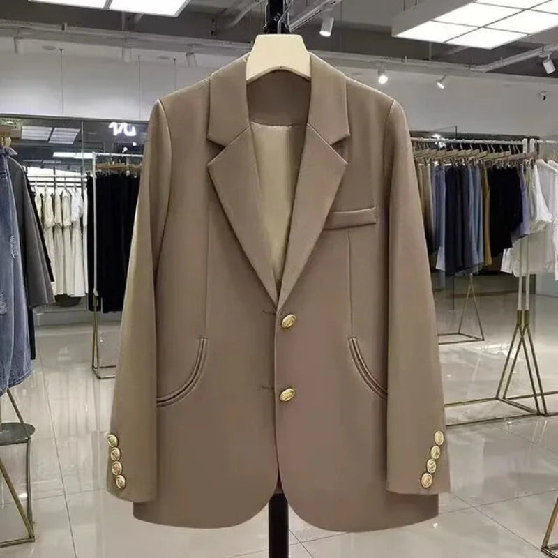 Gloria - Blazer s dlouhými rukávy, zapínáním na knoflíky a několika kapsami