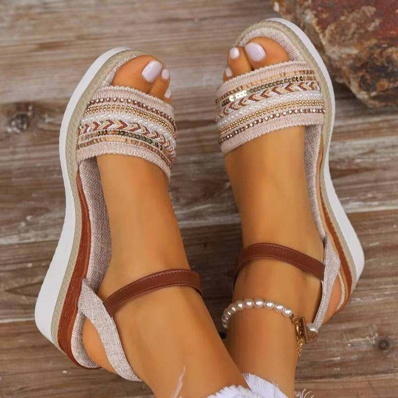 Sienna – Modern wedge sandals with adjustable ankle straps