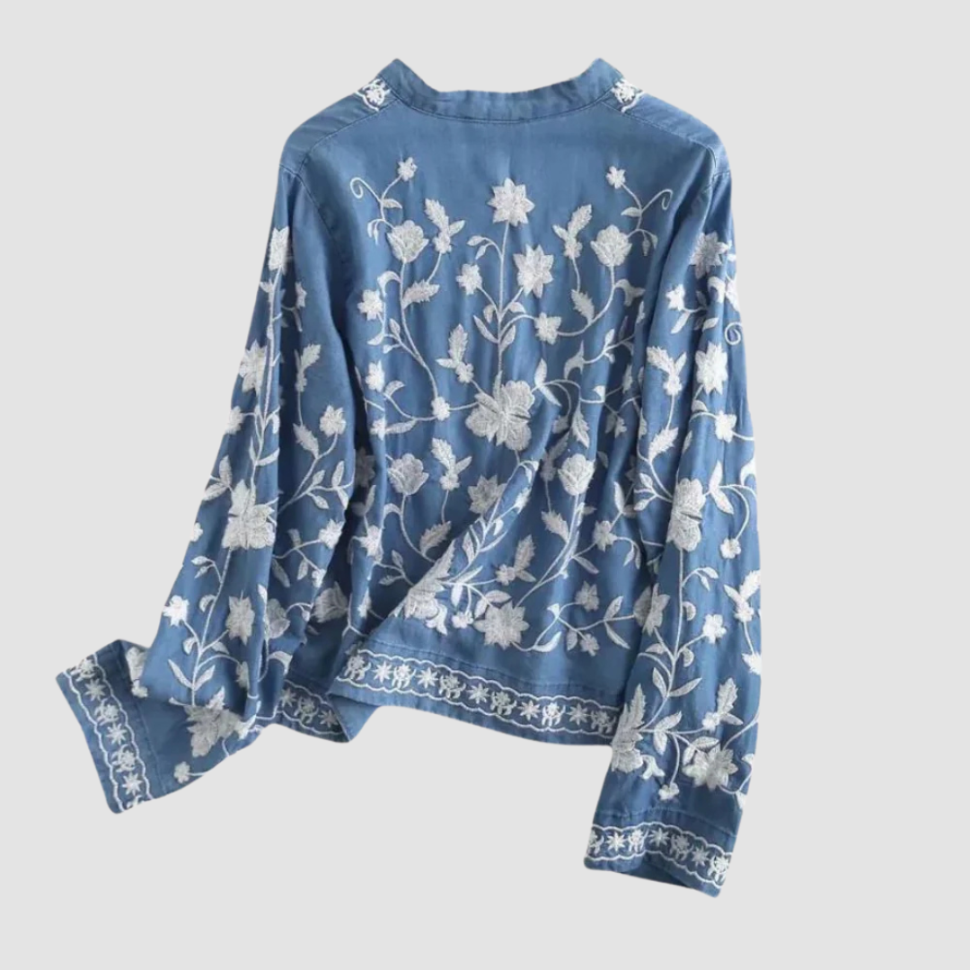 Lena – Chemise boutonnée élégante avec motif brodé floral