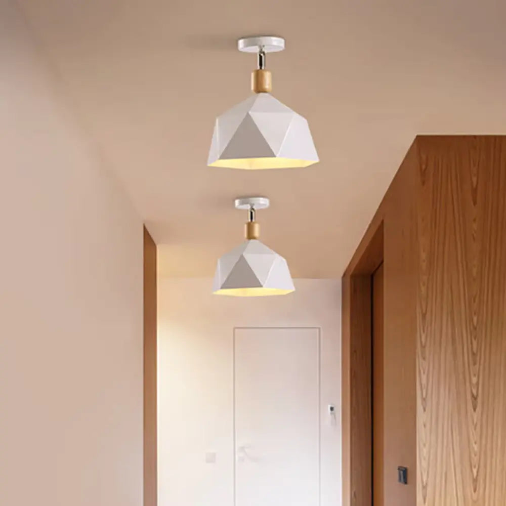 LuxeLume - Luxurious Ceiling Lamp with Modern Charm
