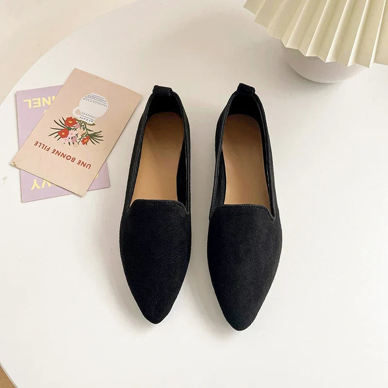 Lena - Scarpe slip-on slim con punta affusolata, vestibilità sicura e suola piatta