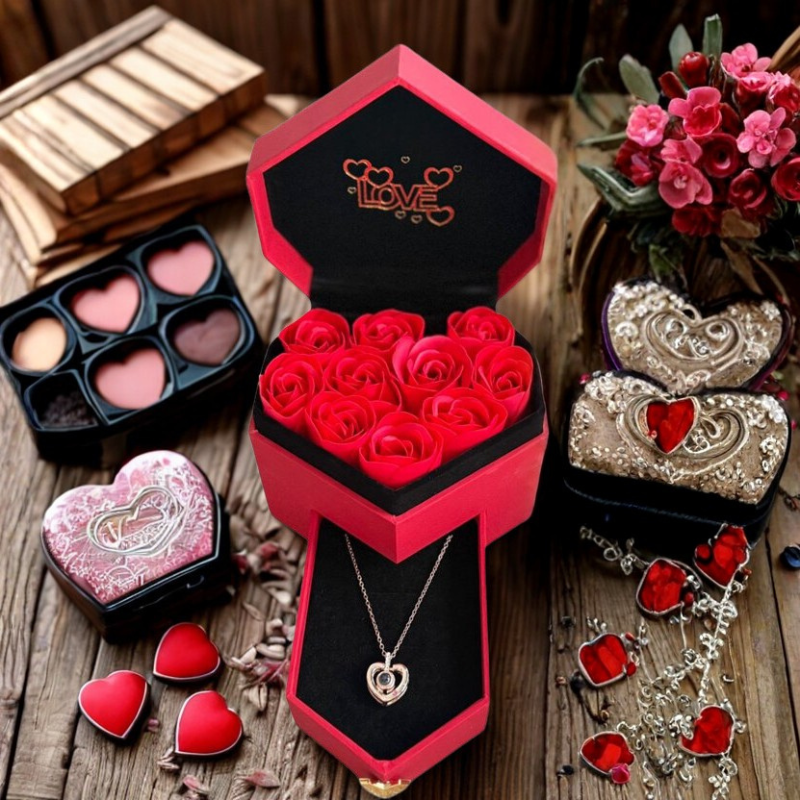 Mother’s Day Gift | Jewelry Box with Heart-Inspired Necklace