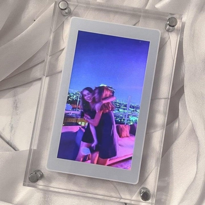 MemoryEase – Cornice digitale per foto con riproduzione video