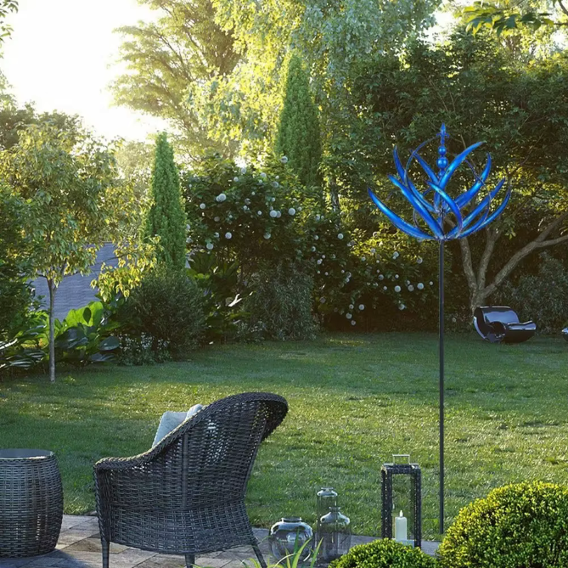 GardenBreeze - Decorative Garden Wind Spinner with Lotus Design