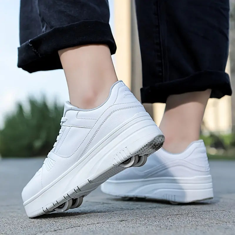 WheelMate – Sneakersy z okrągłym noskiem, sznurowaniem i wbudowanymi kółkami