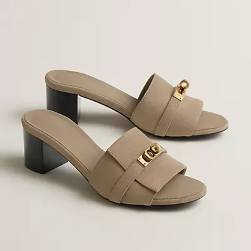 Sandali da donna con tacco quadrato e design slip-on