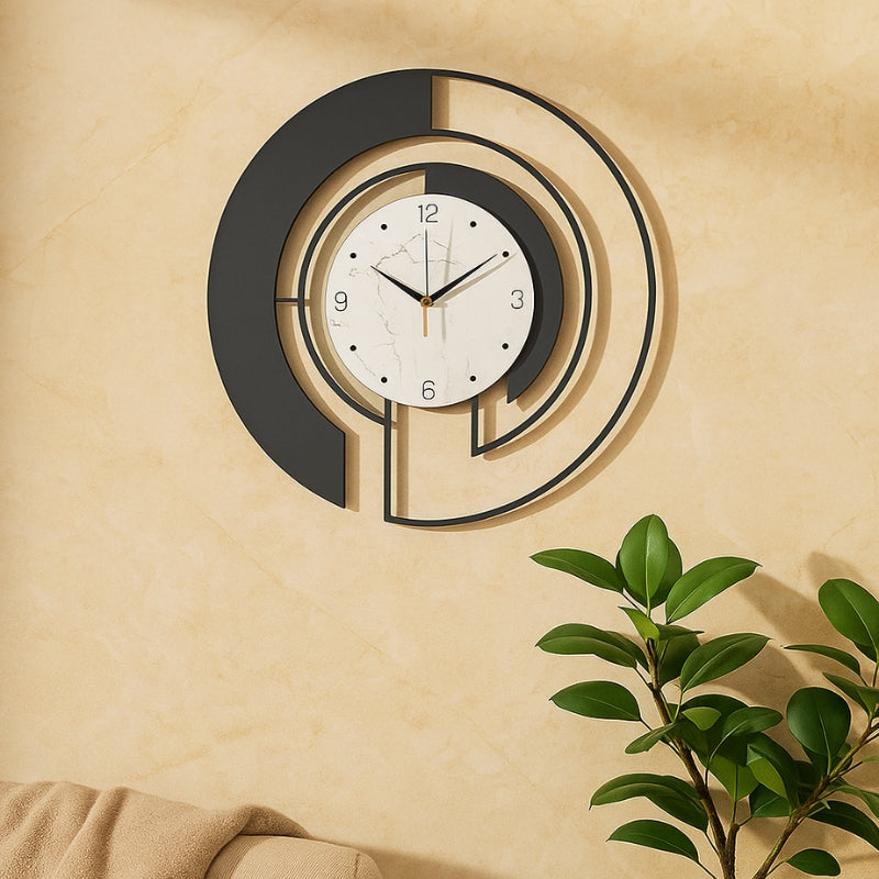 SerenityTick - Minimalistyczny zegar ścienny z cichym mechanizmem i prostym designem tarczy