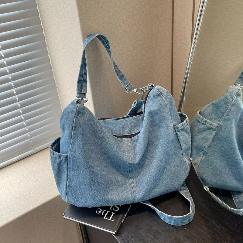 Lila – Borsa a spalla con tracolla removibile e chiusure con zip