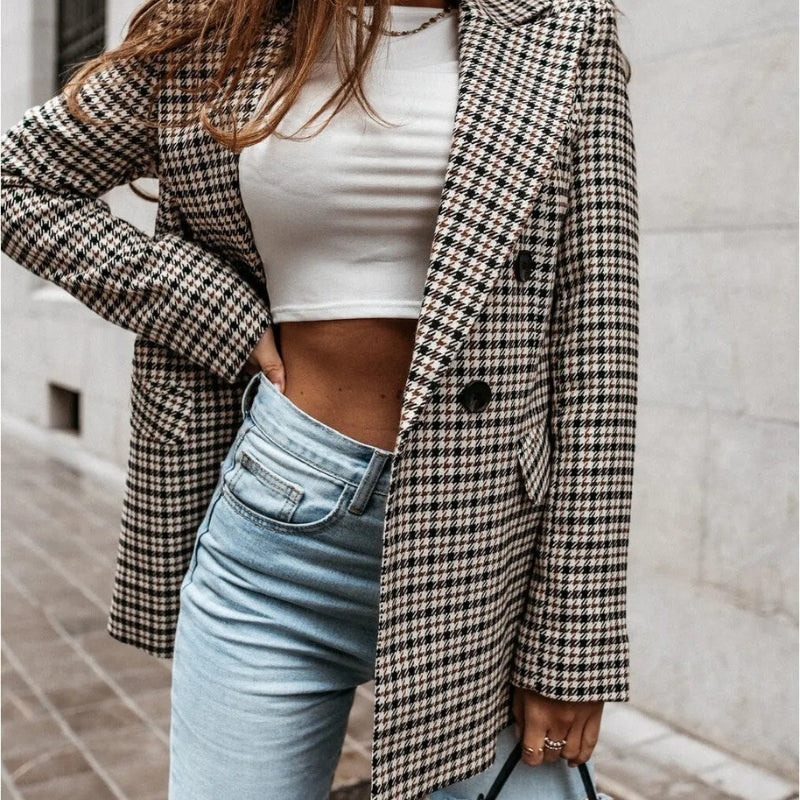 Nancy – Blazer a Maniche Lunghe con Chiusura a Bottoni e Tasche