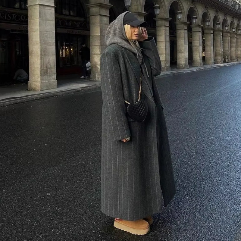 Capri - Long sleeve coat with stripe design and button closure