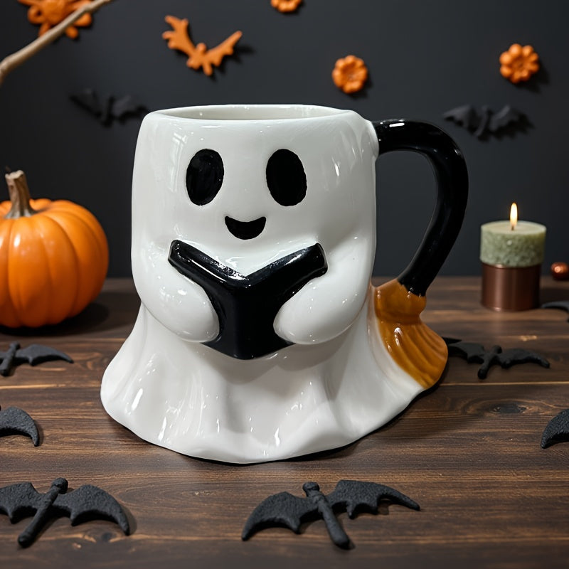 Hrnek s roztomilým designem ducha na Halloween