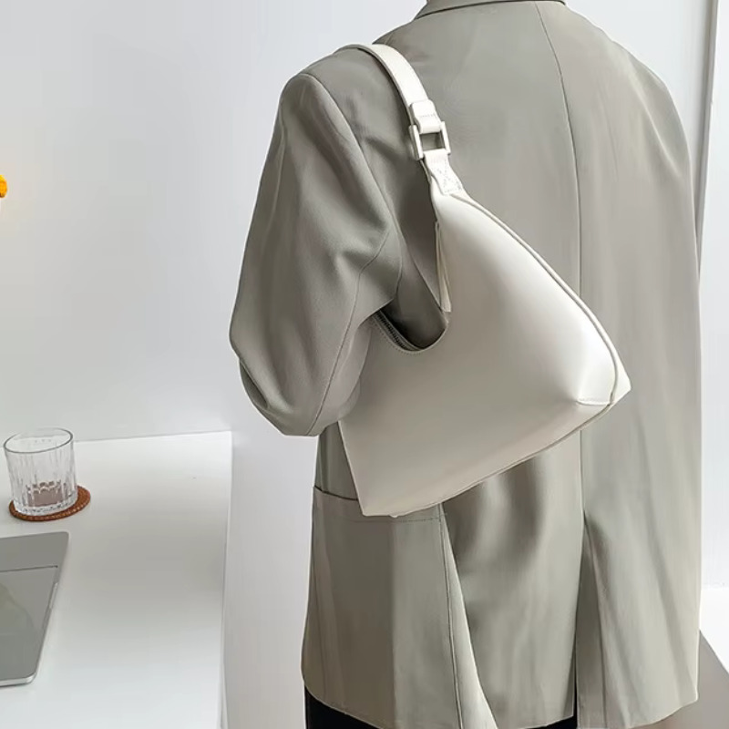 Una – Kabelka přes rameno se zapínáním na zip