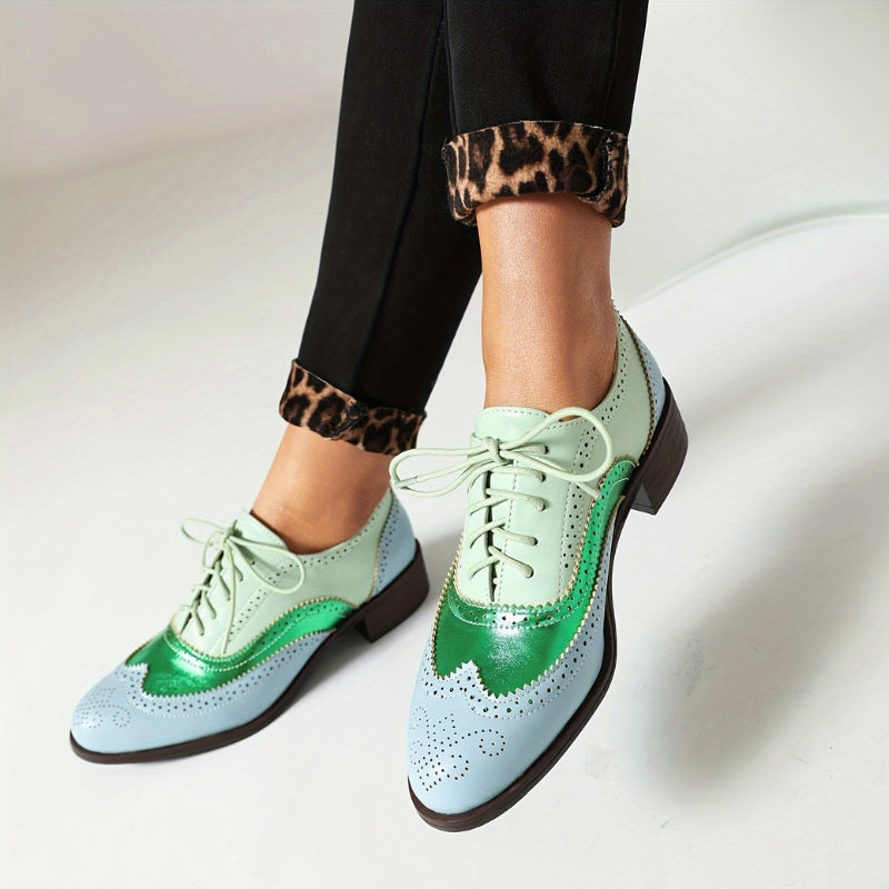 Mireya - Buty z noskiem w szpic i sznurowaniem