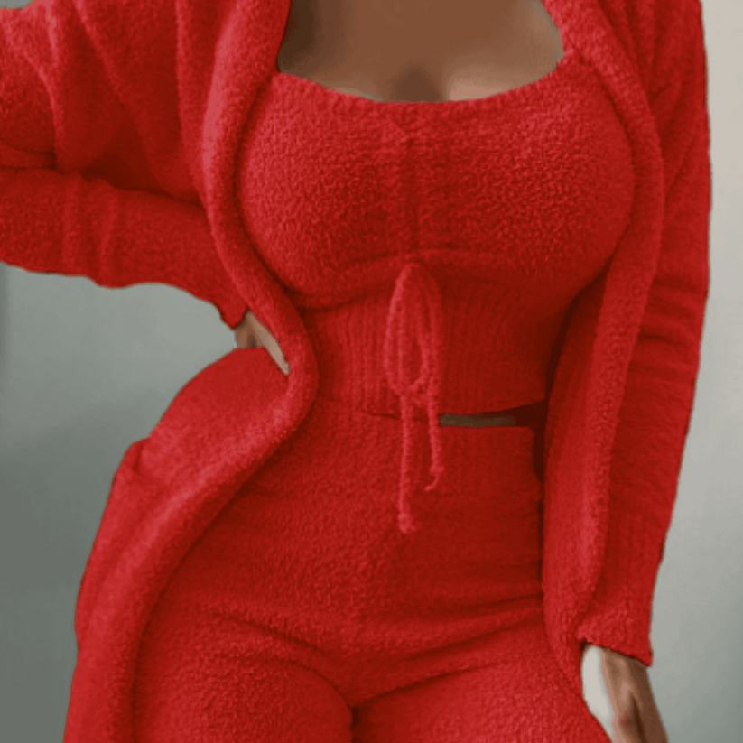 Luisa - Relaxează-te cu stil în acest set confortabil fleece din 3 piese