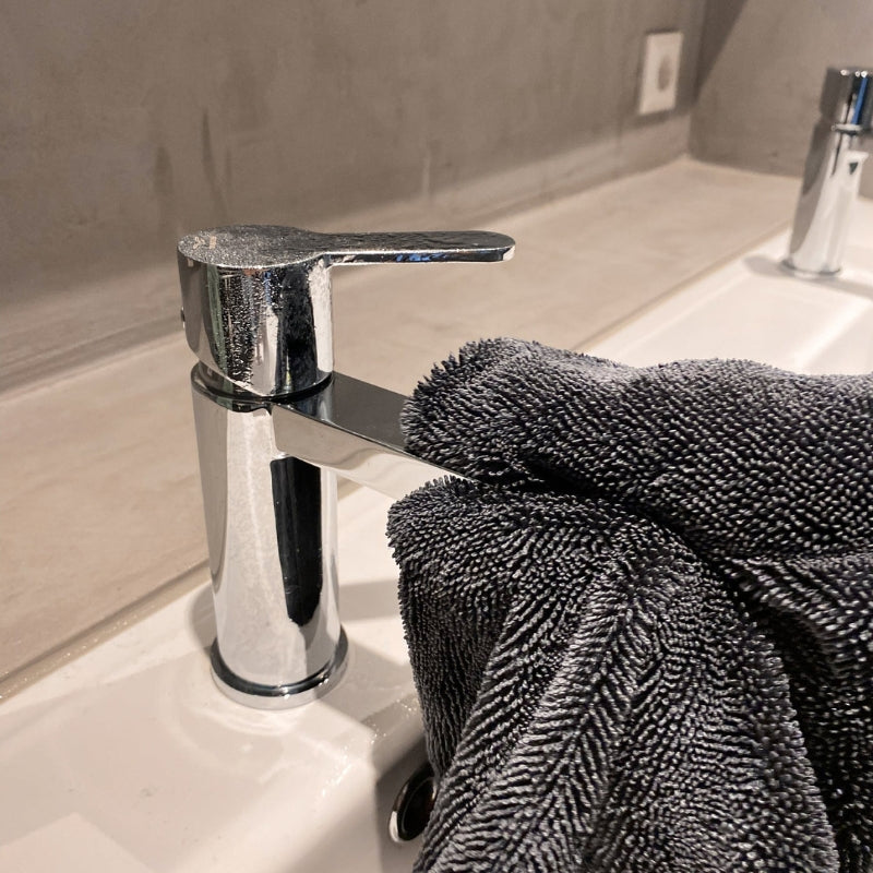 DryMate – Opakovaně použitelná savá utěrka pro multifunkční čištění