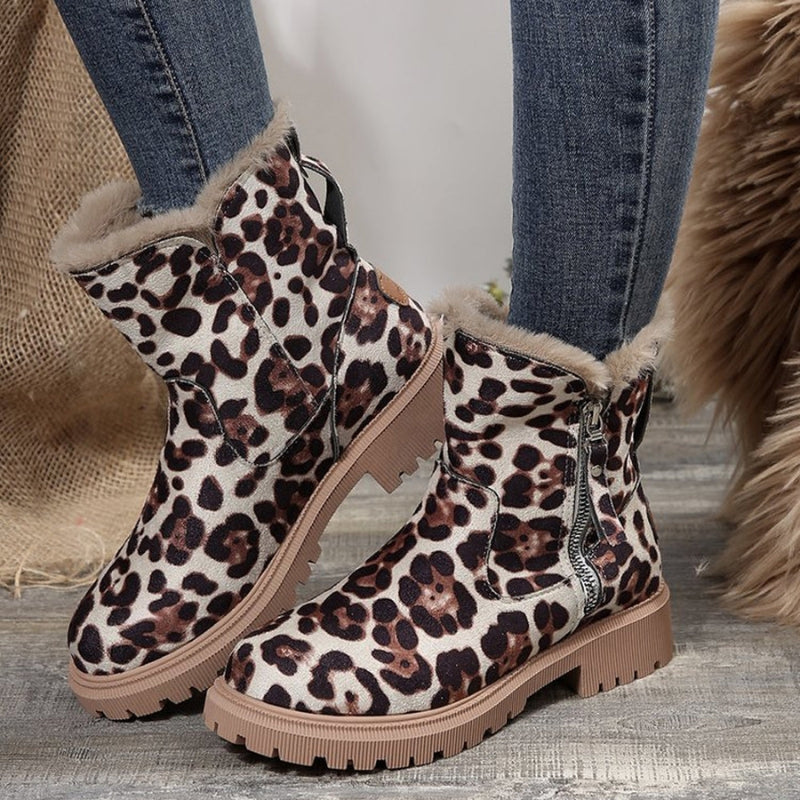 Evelyn - Round toe ankle boots with side zipper