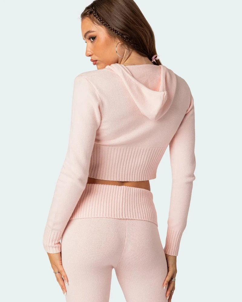 Sasha – Ensemble tendance sweat à capuche court et pantalon évasé à coupe ajustée