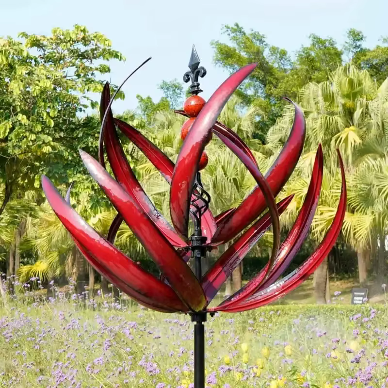 GardenBreeze - Decorative Garden Wind Spinner with Lotus Design