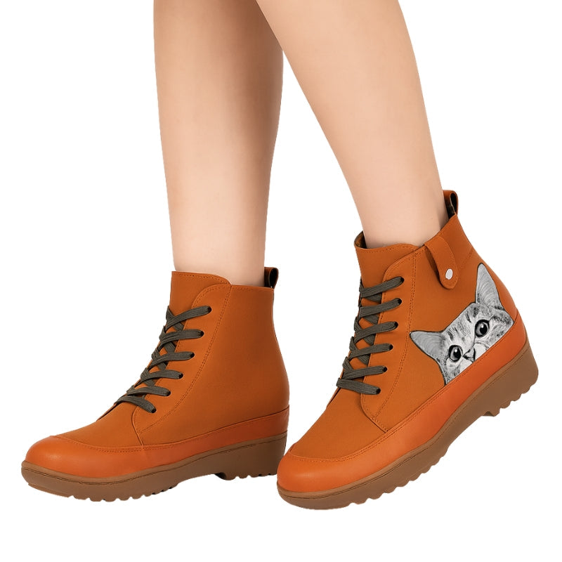 Selena – Ankle Boots with Round Toe and Cat Pattern