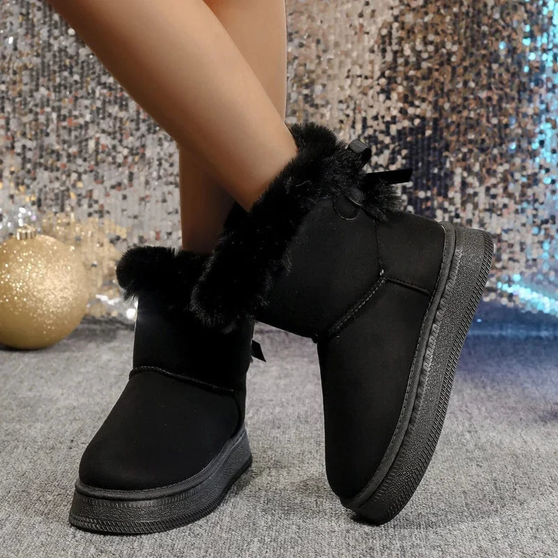 Arabella – Round Toe Flat Boots with Soft Fur Lining