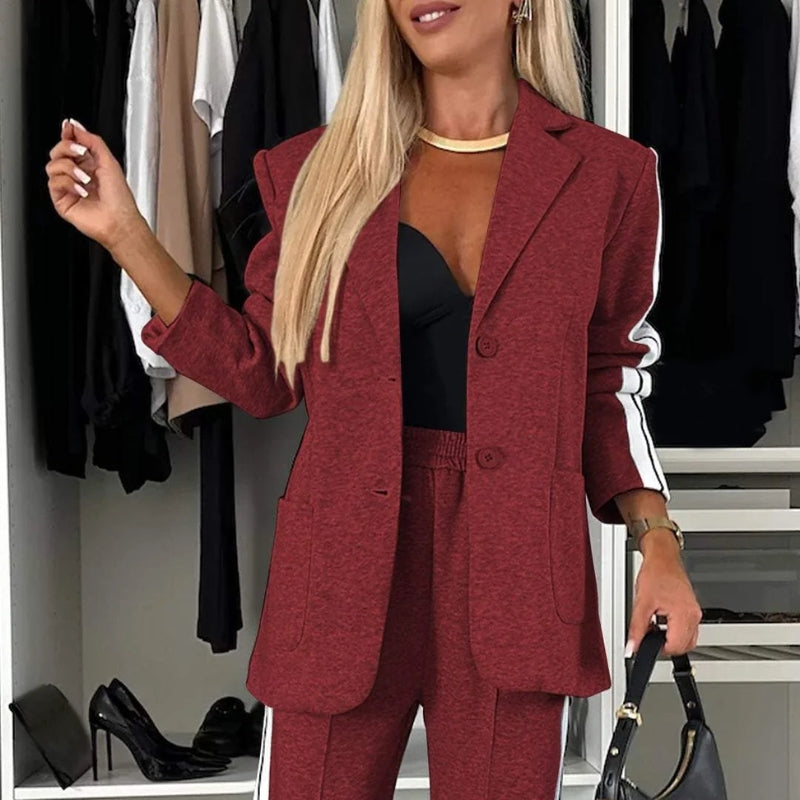 Ashley – Ensemble Deux Pièces avec Blazer à Manches Longues et Pantalon à Jambe Large