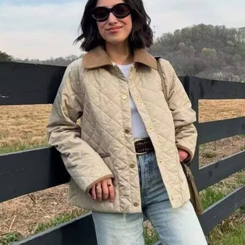 Hannah – Jachetă matlasată cu mâneci lungi și guler din catifea