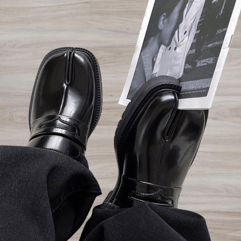 Berlin – Split-Toe Shoes with Thick Sole